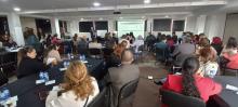 Foto de evento con varios docentes 